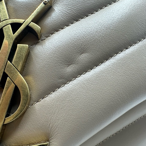NWT and 100% AUTHENTIC SAINT LAURENT LOULOU MEDIUM BAG IN QUILTED LEATHER - Picture 10 of 13